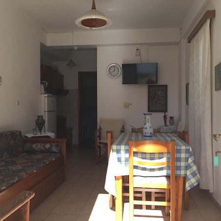 Livanina Apartments Kampos Marathokampou Екстер'єр фото